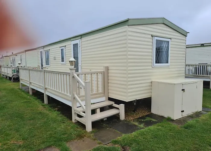 Corner Pitch 4 Berth Caravan