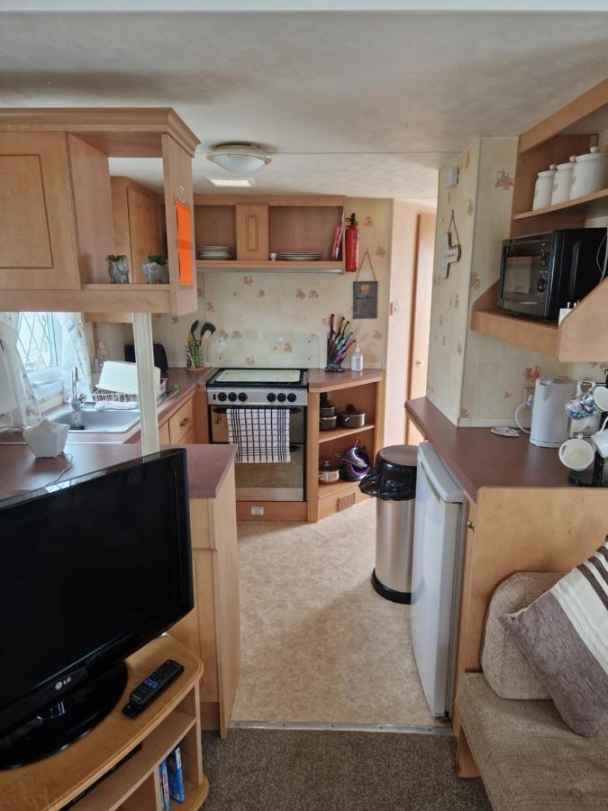Campsite Corner Pitch 4 Berth Caravan *