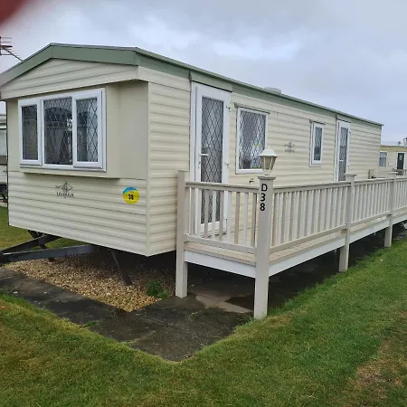 Corner Pitch 4 Berth Caravan Ingoldmells Exterior photo