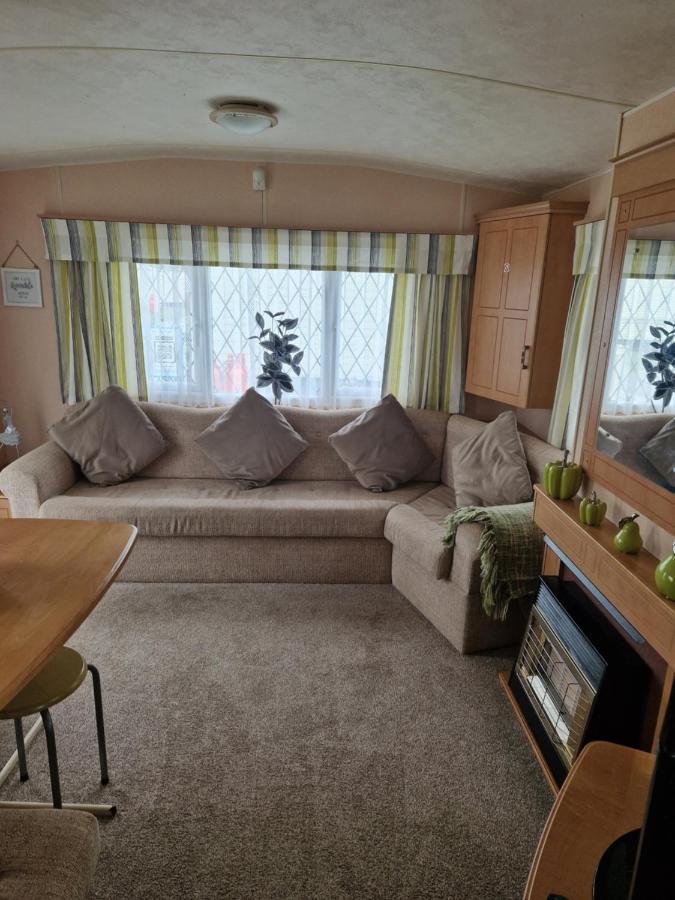 Corner Pitch 4 Berth Caravan Ingoldmells